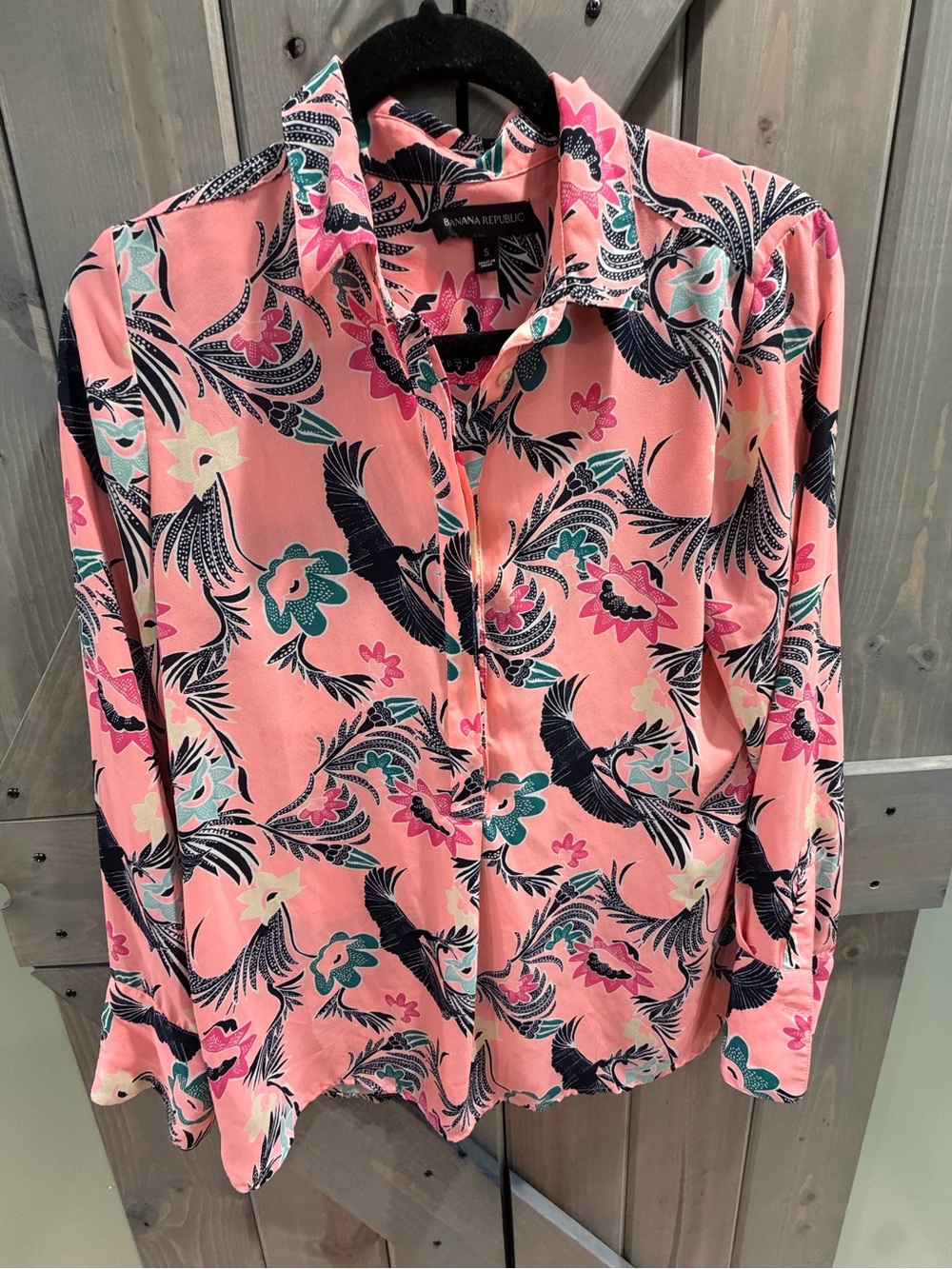 Banana Republic Small Pink Bird Floral Print Button Down Blouse